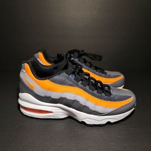 Air Max 95 GS Grey Total Orange Size 4Y / Womens 5.5